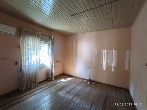 Venta Casa 5 Dormitorios Centro Con Cochera