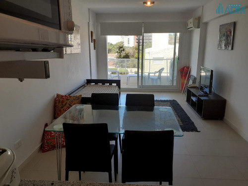 Apartamento En Torre Moderna Con Buenos Amenities