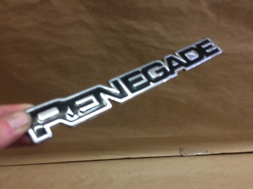 Emblema Logotipo Porta Dianteira Jeep Renegade