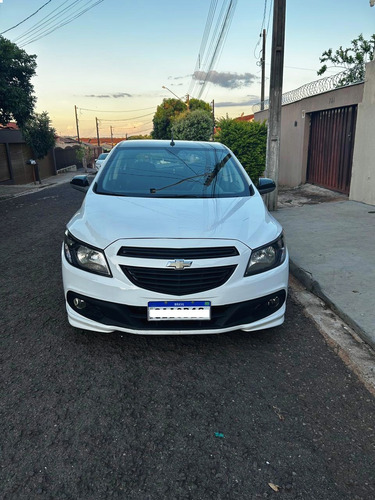 Chevrolet Onix 1.4 Effect 5p