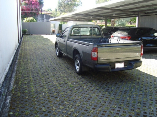 Imagen 8 de 11 de Isuzu Dmax 2009 Impecable 4x2 Aire Acondicionado 240,000km