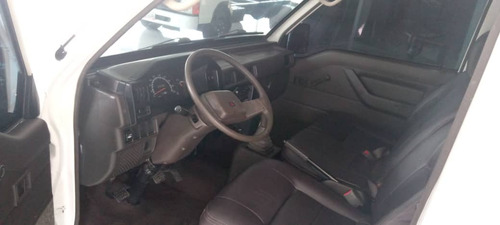 Imagen 5 de 7 de Mitsubishi Panel L300