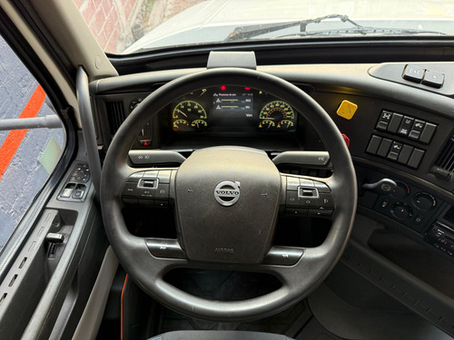 Tractocamión Seminuevo Volvo Vnl Mod. 2020