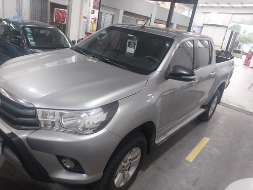 Toyota Hilux 3.0 Cd Sr 171cv 4x4 - C3