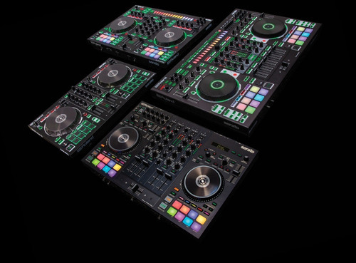 Controlador Dj Roland Dj707m Serato 4 Color Negro
