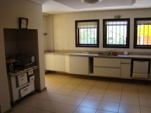 Casa Em Ipanema Com 4 Dormitórios - Mi11990