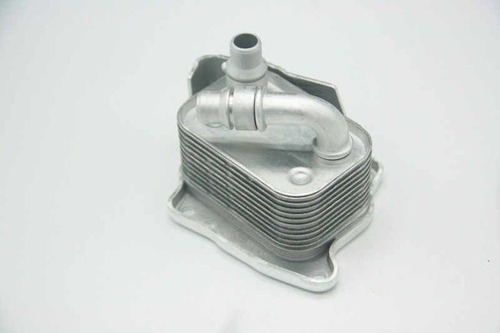 Radiador De Óleo Motor Bmw ( E81 E82 E87 E88 ) 116 118 120