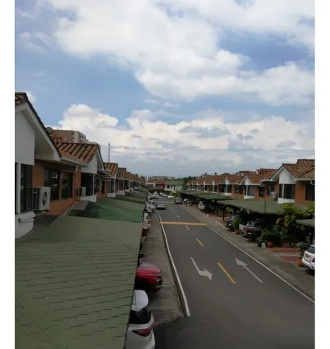 Venta Casa En Condominio 250mtrs2 La Flora, Norte De Cali 9247.