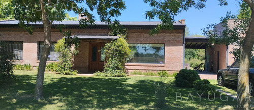 Venta Casa - Barrio Santa Catalina / Open Door