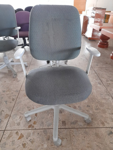 Silla Secretarial Tela Gris- Usado