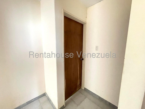 María Martínez Vende Hermoso Apartamento Este Barquisimeto