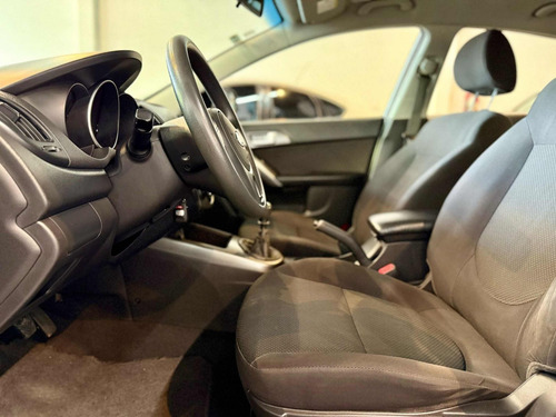 Kia Cerato 2.0 Forte Ex