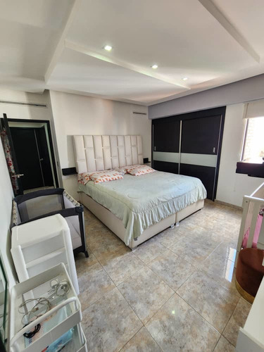 Imagen 10 de 19 de Rosaura Cortez Vende Apartamento Amoblado En La Trigaleña Res Tivoli Con Planta Y Pozo