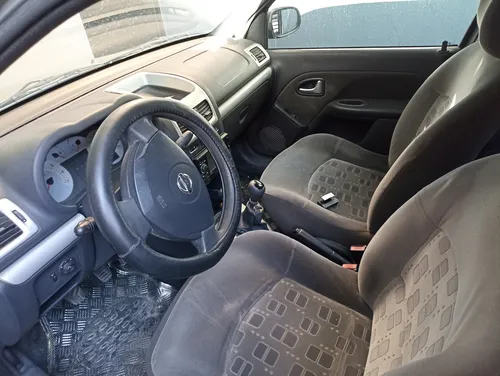 Nissan Platina 1.6 Emotion Ac Mt