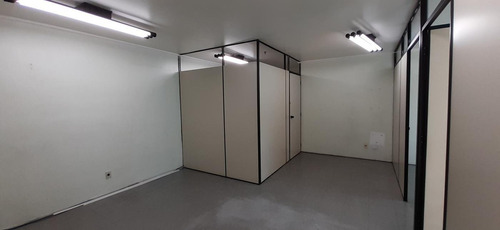 Imagem 5 de 9 de Sala Comercial Para Venda Em Bragança Paulista, Centro, 2 Banheiros, 1 Vaga - Vco367_2-1066658