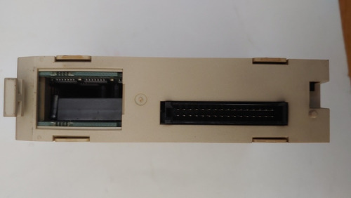 Modulo De 8 Entradas Analogicas Pt C200h-ad002 (Usado)