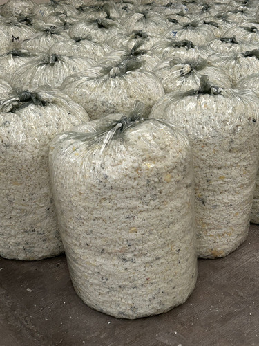 Triturado De Hule Espuma Para Relleno 2.5 Kg