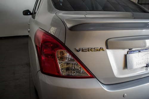Imagen 18 de 25 de Nissan Versa 2020 1.6 Advance Mt Nafta Y Gnc Ae260