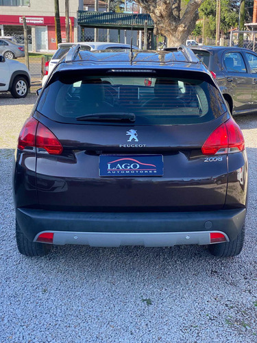 Imagen 6 de 14 de Peugeot 2008 2017 1.6 Feline