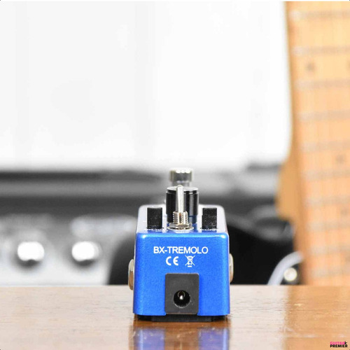 Pedal Tremolo 2 Modos Para Guitarra Y Bajo True Bypass Metal