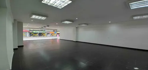 Local En Arriendo En El Centro/pereira (279061421).