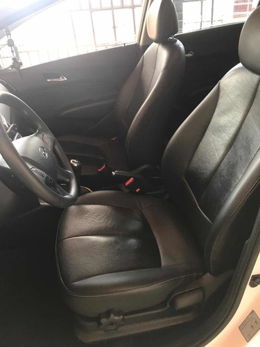 Hyundai Hb20s 2015 1.6 Comfort Plus Flex 4p