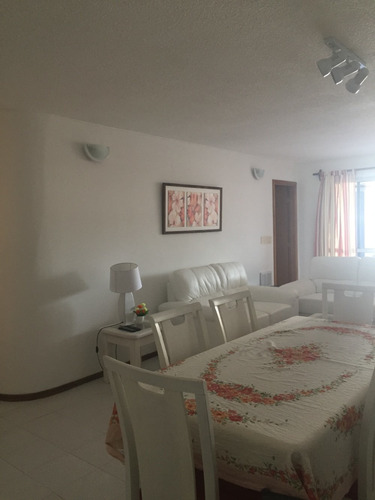 Apartamento 2 Dorm En Suite En Playa Brava