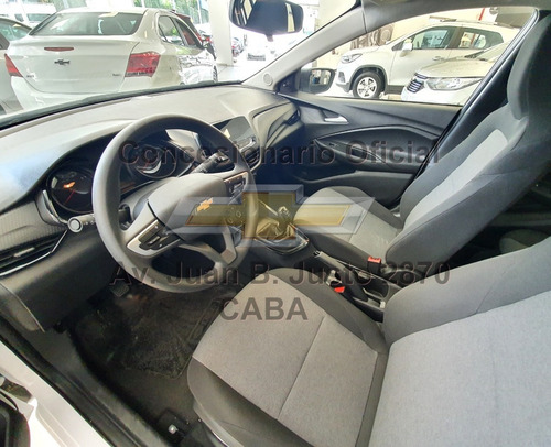 Imagen 14 de 25 de Chevrolet Onix Plus Pv