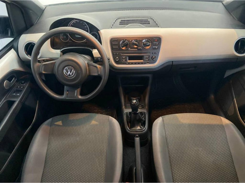 Imagem 8 de 13 de Volkswagen Up Take 1.0 Total Flex 12v 5p
