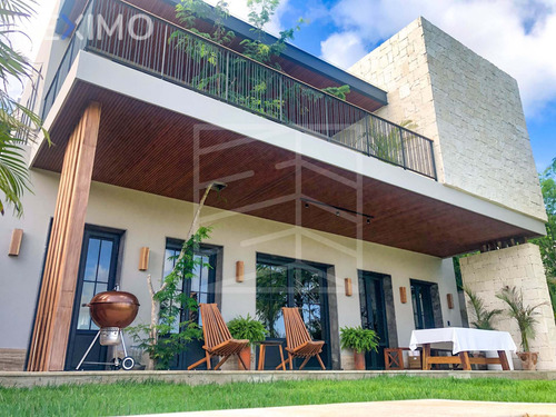 Imagen 2 de 12 de Venta Casa 4 Ambientes Lagos Del Sol