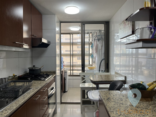 Venta Lindo Departamento 3d/3b, A Pasos Colón Con Vespucio