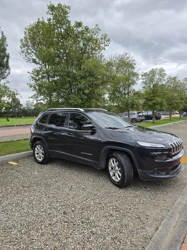 Jeep Cherokee 3.2 Longitude