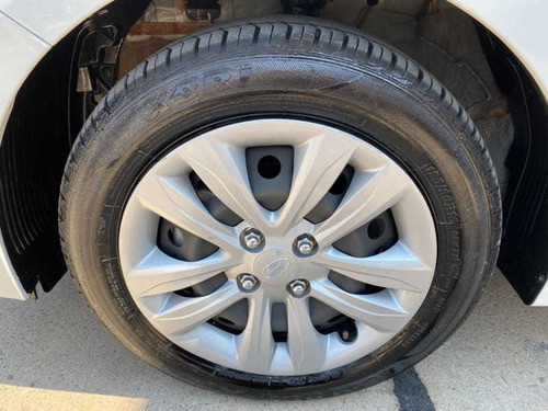 Imagem 9 de 15 de Hyundai Hb20s 1.6a Comf