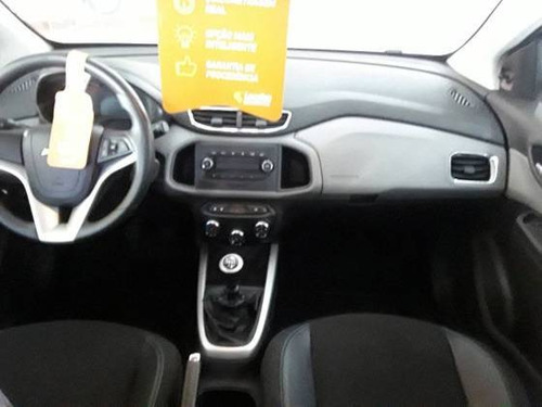 Imagem 3 de 9 de Chevrolet Onix 1.0 Mpfi Lt 8v Flex 4p Manual