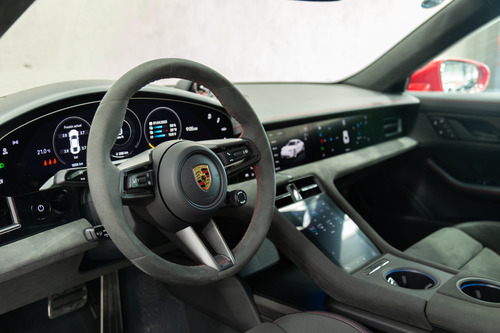 Porsche Taycan 2023