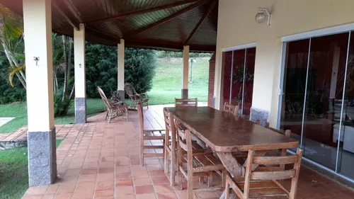 Casa Ampla Para Famílias Numerosas.