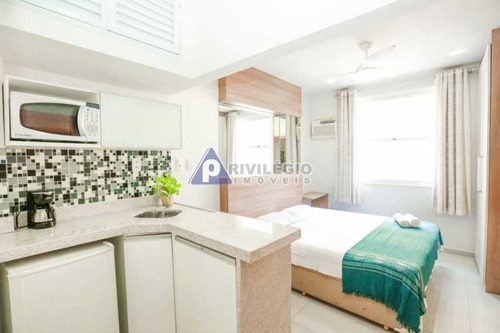 Imagem 3 de 9 de Conjugado Reformado Com Vista Lateral Mar, Copacabana, Posto 5. - 1518
