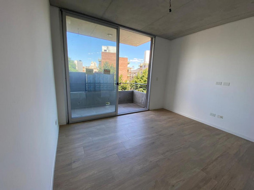 Departamento - Victoria Con Terraza Propia Y Cochera Propia