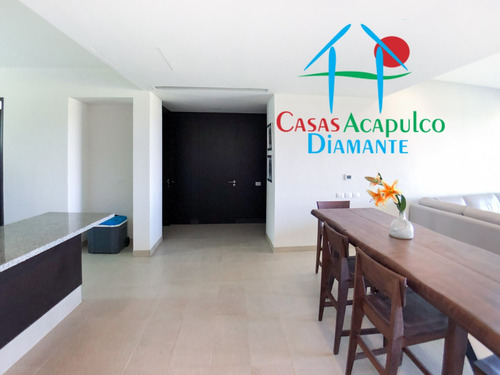 Cad La Isla Gran Caimán 604. Terraza Con Vista A Los Jardines Y Albercas