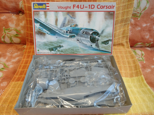 Kit Revell 1/32 Vought F4u-1d Corsair Antigo