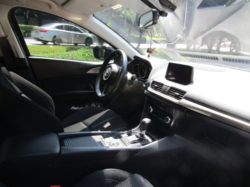 Imagen 9 de 14 de Mazda 3 Touring