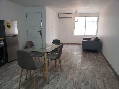 Se Alquila, Apartamento 1hab Amueblado Remodelada, Centrico Y Acogedor En Naco