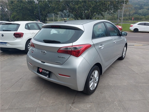 Imagem 8 de 12 de Hyundai Hb20 1.6 Premium 16v Flex 4p Automático