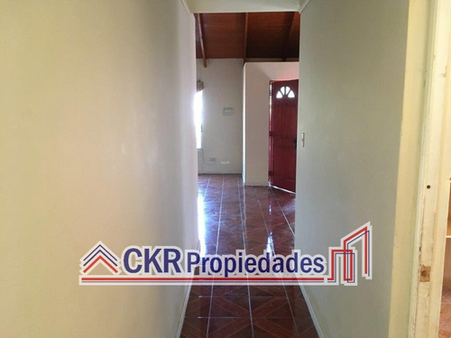 Los Picachos / Las Parcelas, 4 Dormitorios, 2 Baños