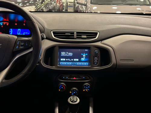 Chevrolet Onix ONIX 1.0 MT LT