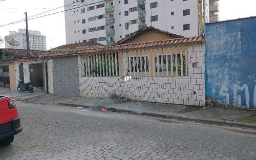 Imagem 1 de 2 de Casa Com Terreno Grande, Em Praia Grande S. Paulo.. 