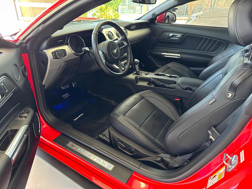 Ford Mustang 5.0 Gt 421cv