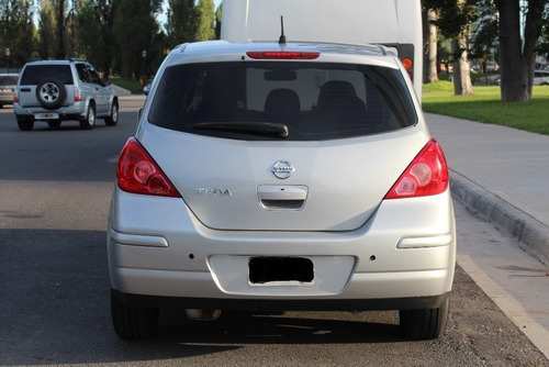 Nissan Tiida Tekna 1.8 6mt