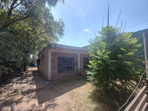 Casa En Venta En Cañuelas