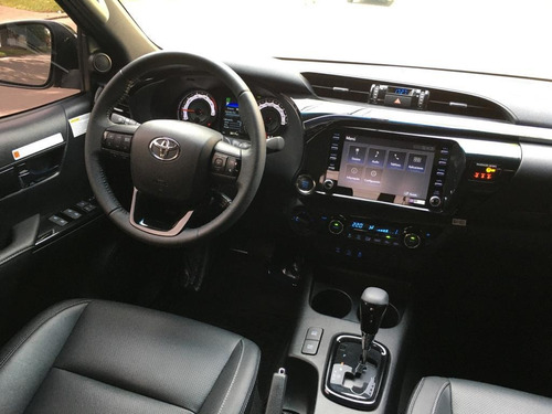 Toyota Hilux 2.8 Cd Srx 177cv 4x4 At 2020